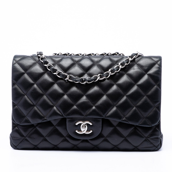 Chanel Handbags - Pre-Loved Chanel Jumbo Classic Lambskin Single Flap
